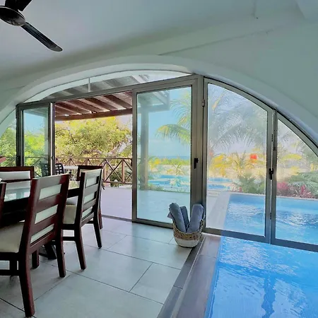 Villas Amanecer By Andiani Travel Isla Mujeres Exterior photo