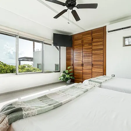 Villas Amanecer By Andiani Travel Isla Mujeres Exterior photo